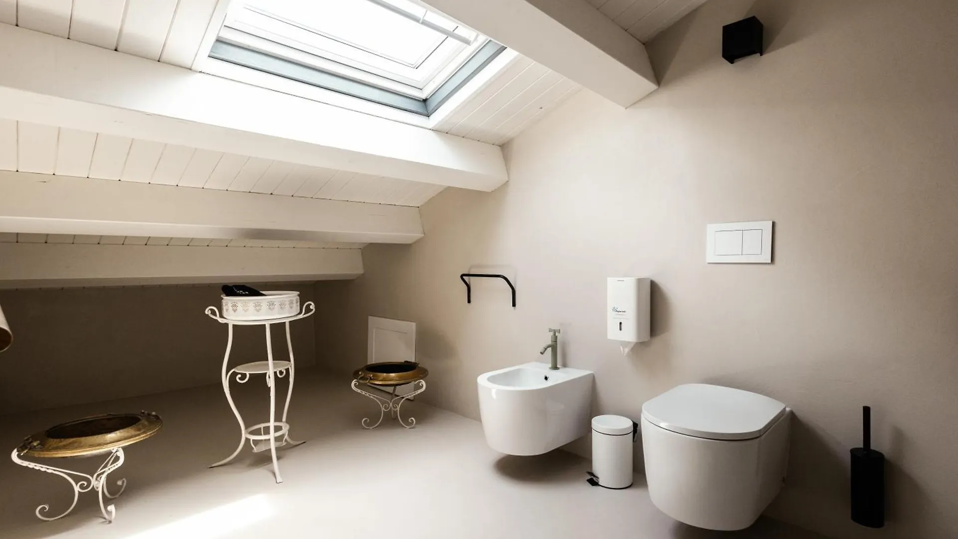 *** Bed & Breakfast Bianko Ecochic & L'Angolo Di Levante Enna Italien