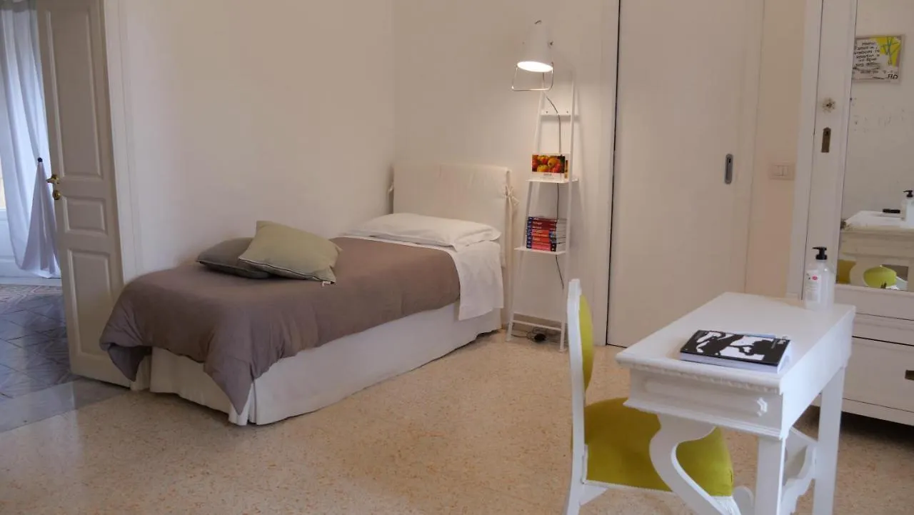 Bed and Breakfast Bianko EcoChic Enna 3*,