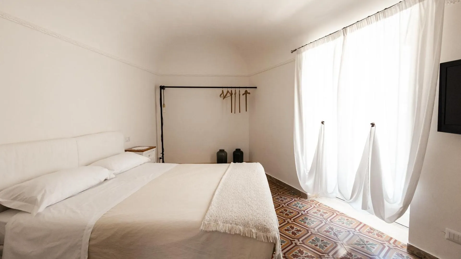 Bed and Breakfast Bianko EcoChic Enna 3*,