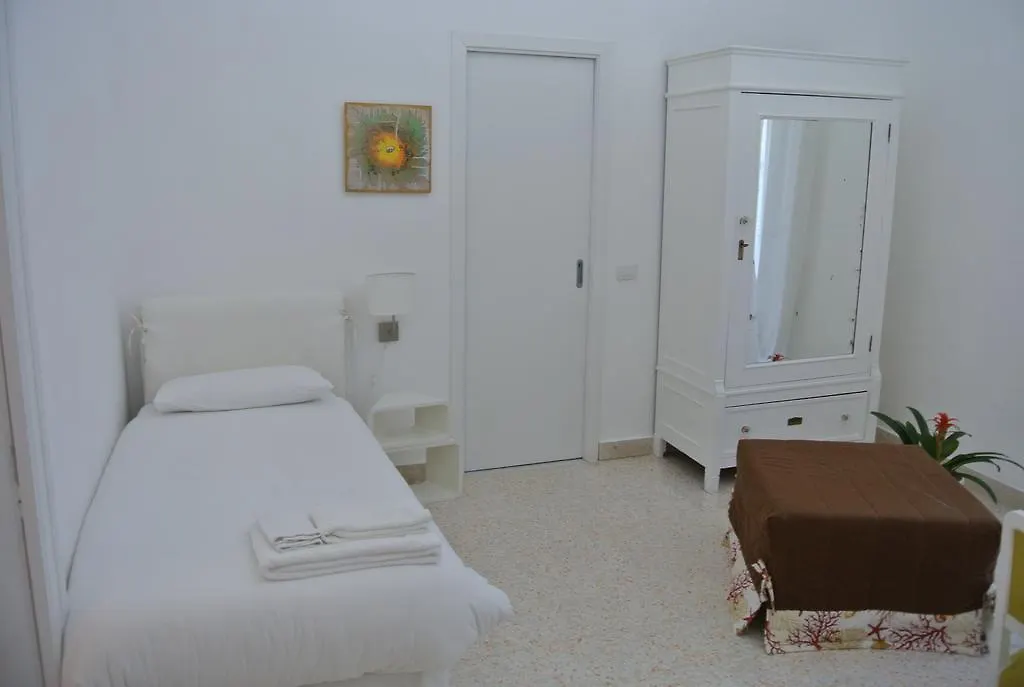 Nocleg ze śniadaniem Bed and Breakfast Bianko EcoChic Enna